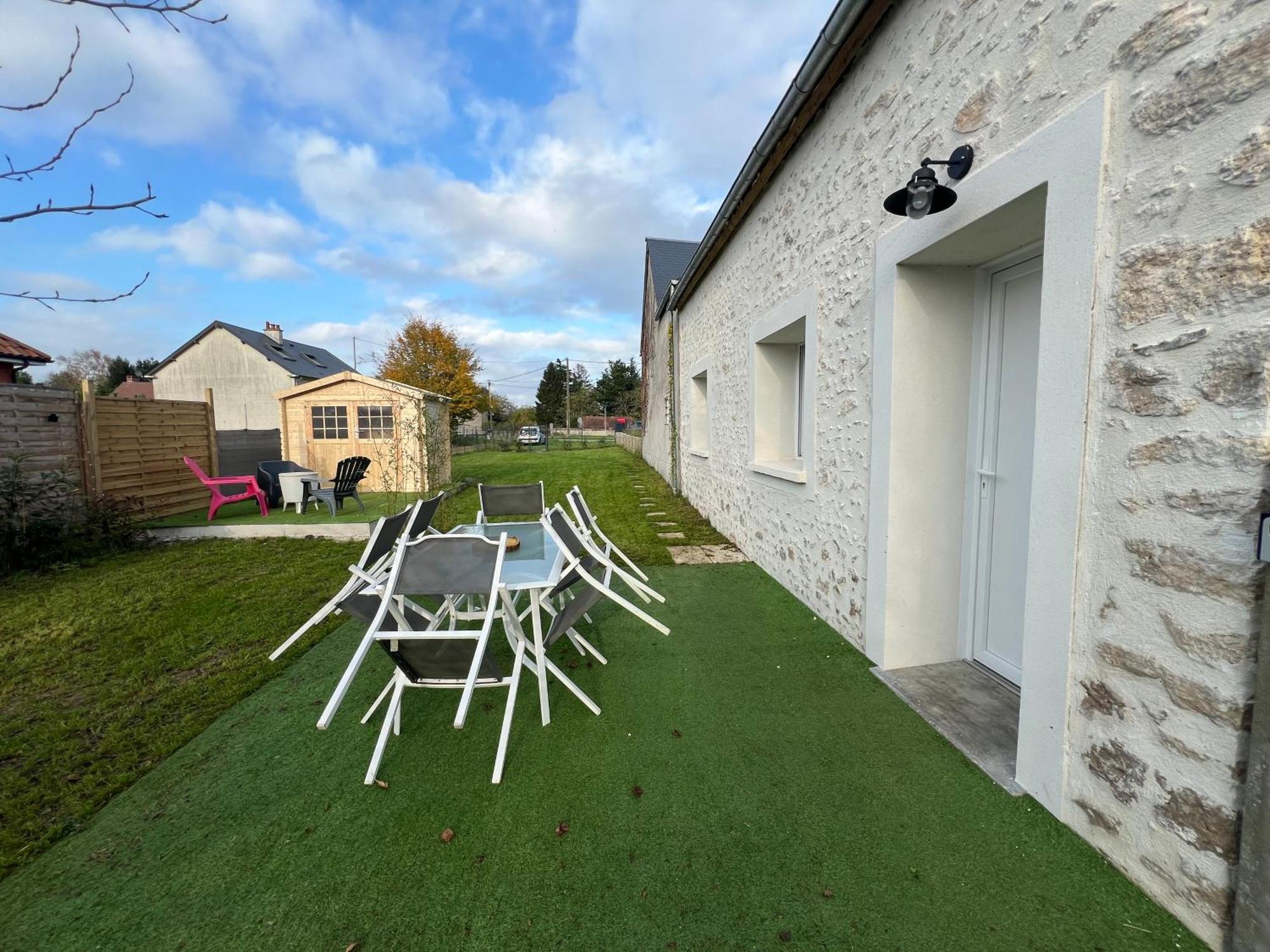 Maison/Appartement Avec Jardin Saint-Denis-en-Val Exterior photo